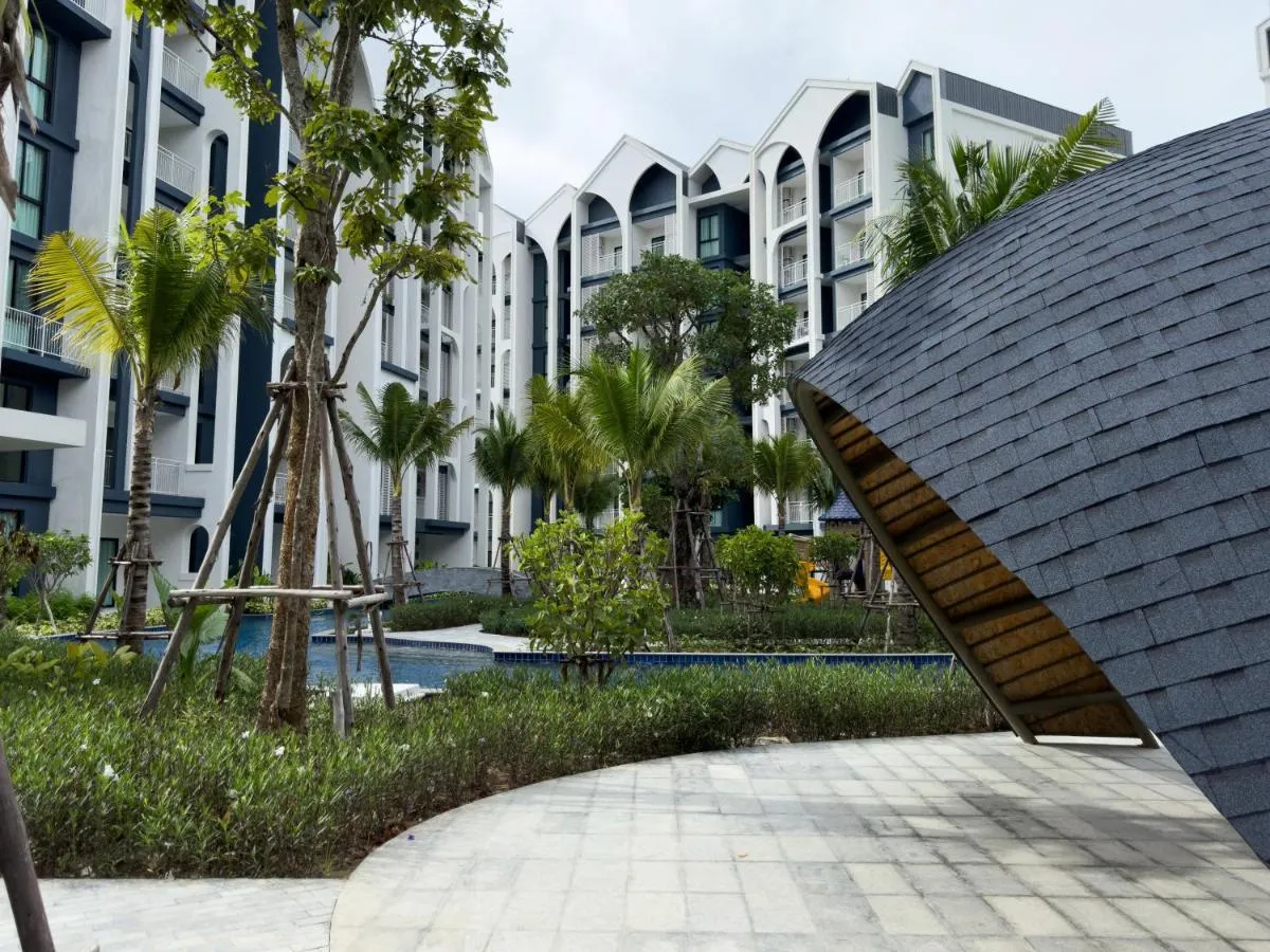 Image 6 of Title Halo by EIE ASSIA