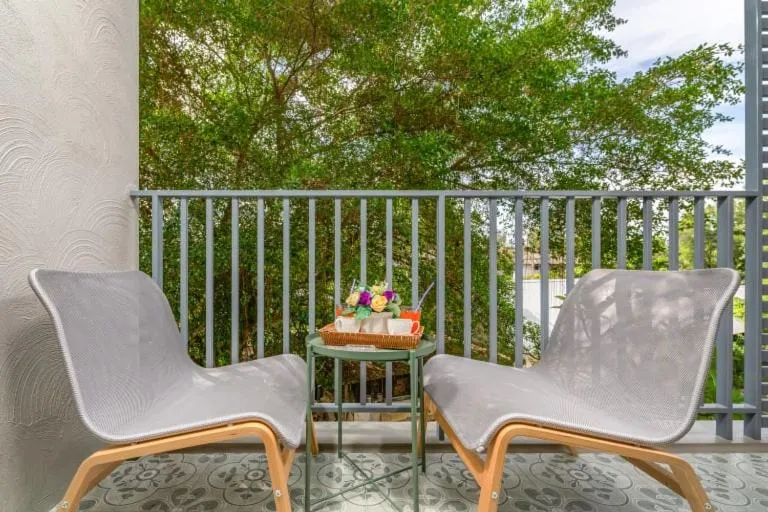 Image 4 of Title НайЯнг NaiYang