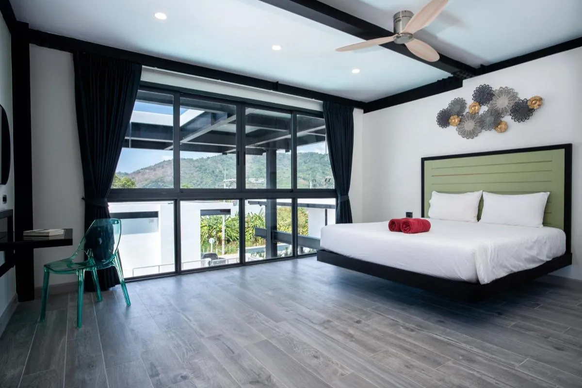 Image 4 of Trendy Loft-style 4BR Pool Villa Sunset Garden 7