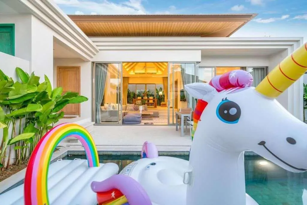 Image 4 of Trichada Tropical