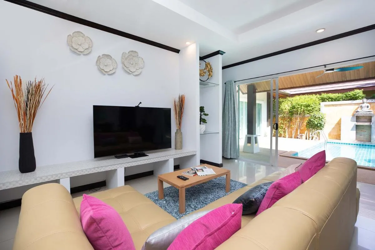 Image 2 of Tropical 3BR Pool Villa Prima, just 5min Drive to NaiHarn and Rawai Beach