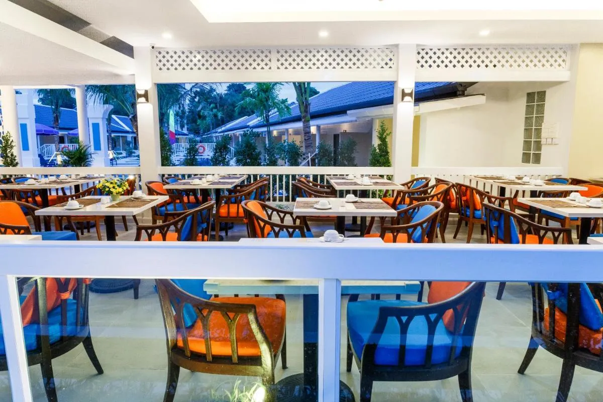 Image 2 of Tuana Hotels Brook Pool Access