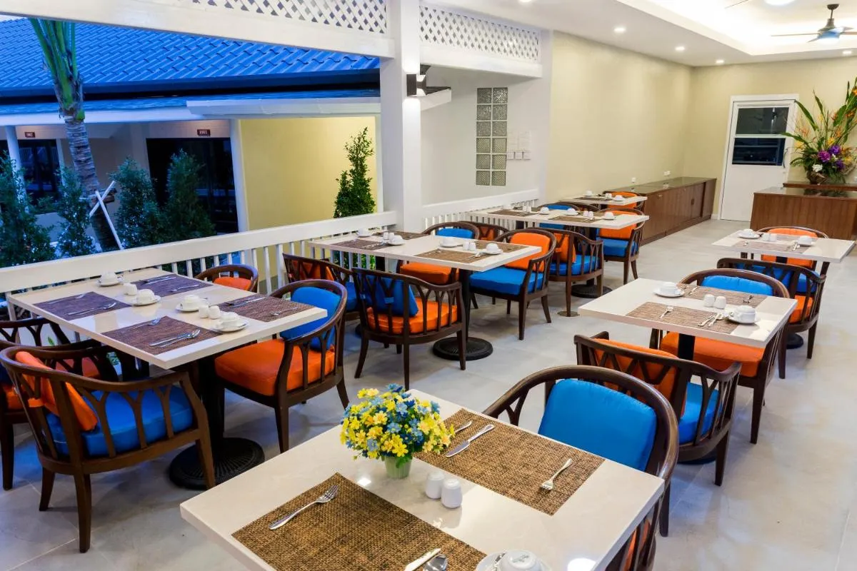 Image 4 of Tuana Hotels Brook Pool Access