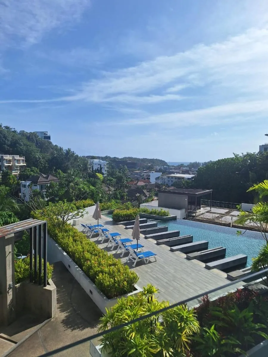 Image 3 of Veloche Karon