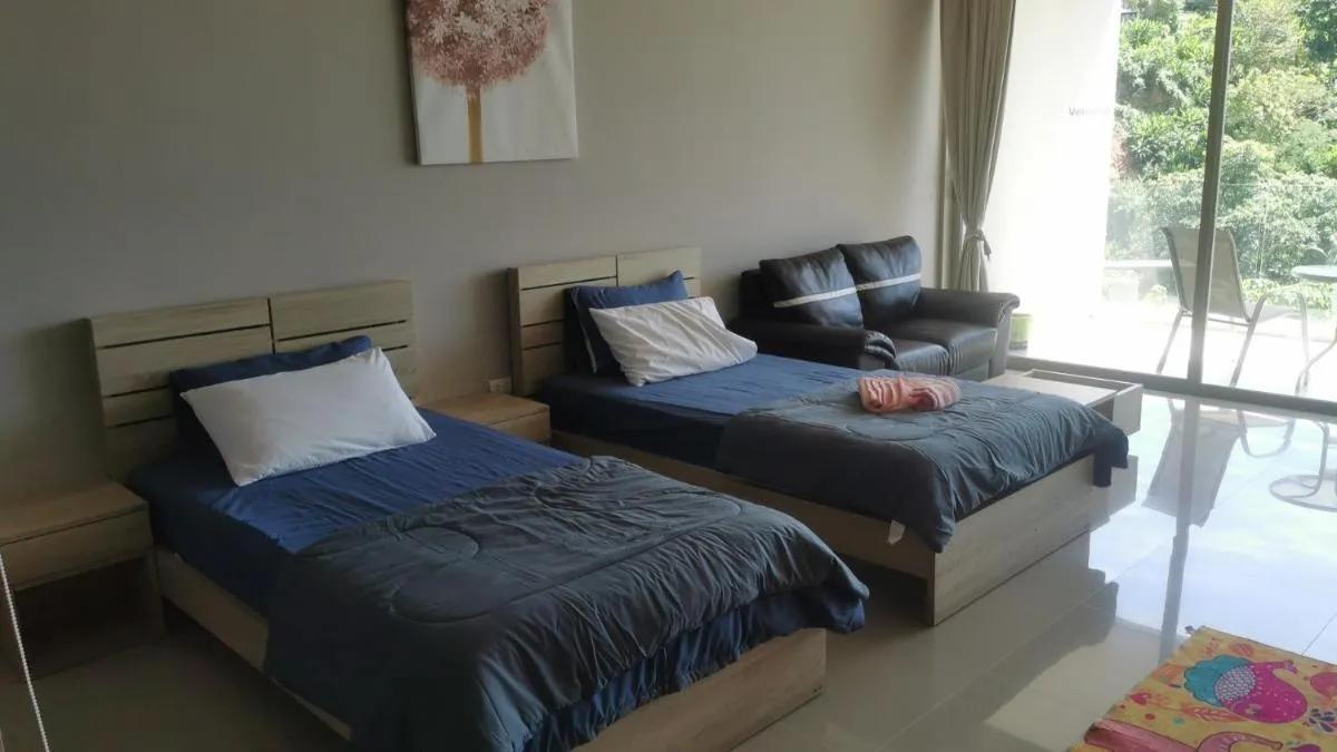 Image 1 of Veloche Karon