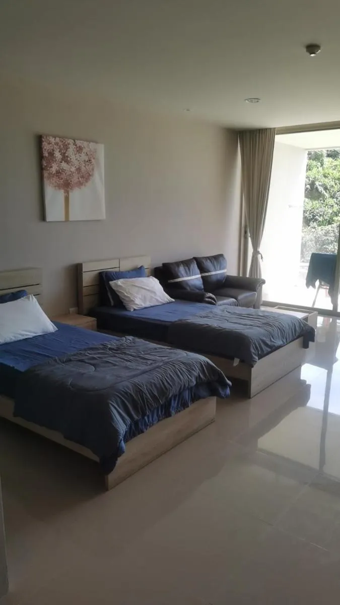 Image 4 of Veloche Karon