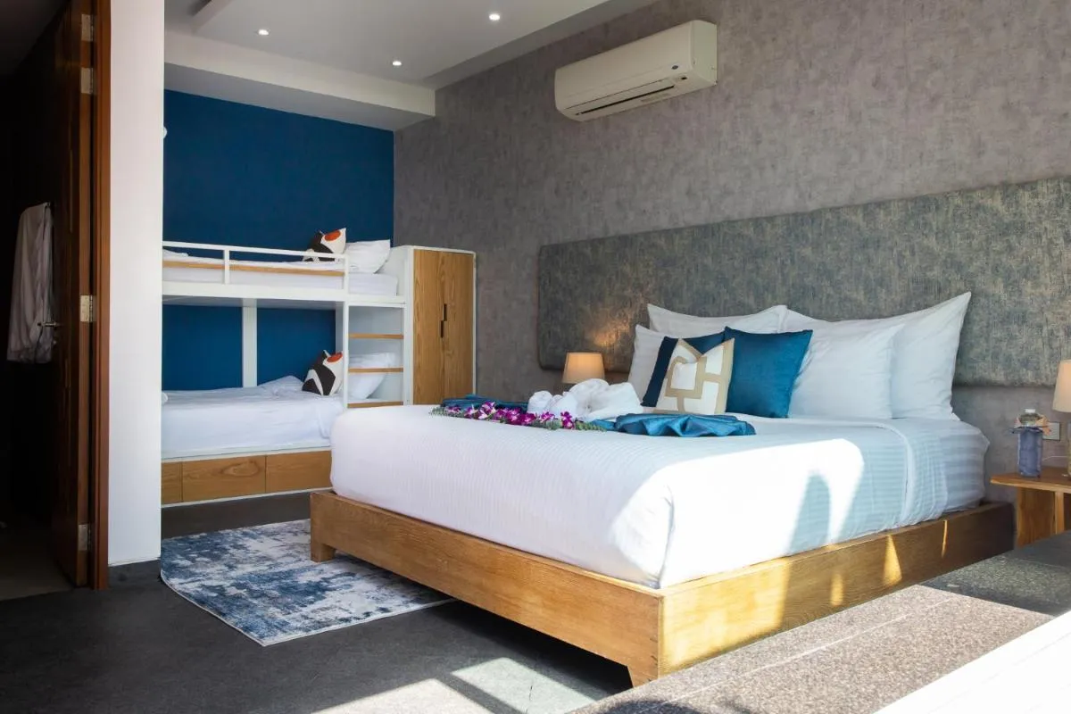 Image 5 of Villa Beyond 9 Bedroom Fully Staffed Seaview Villa