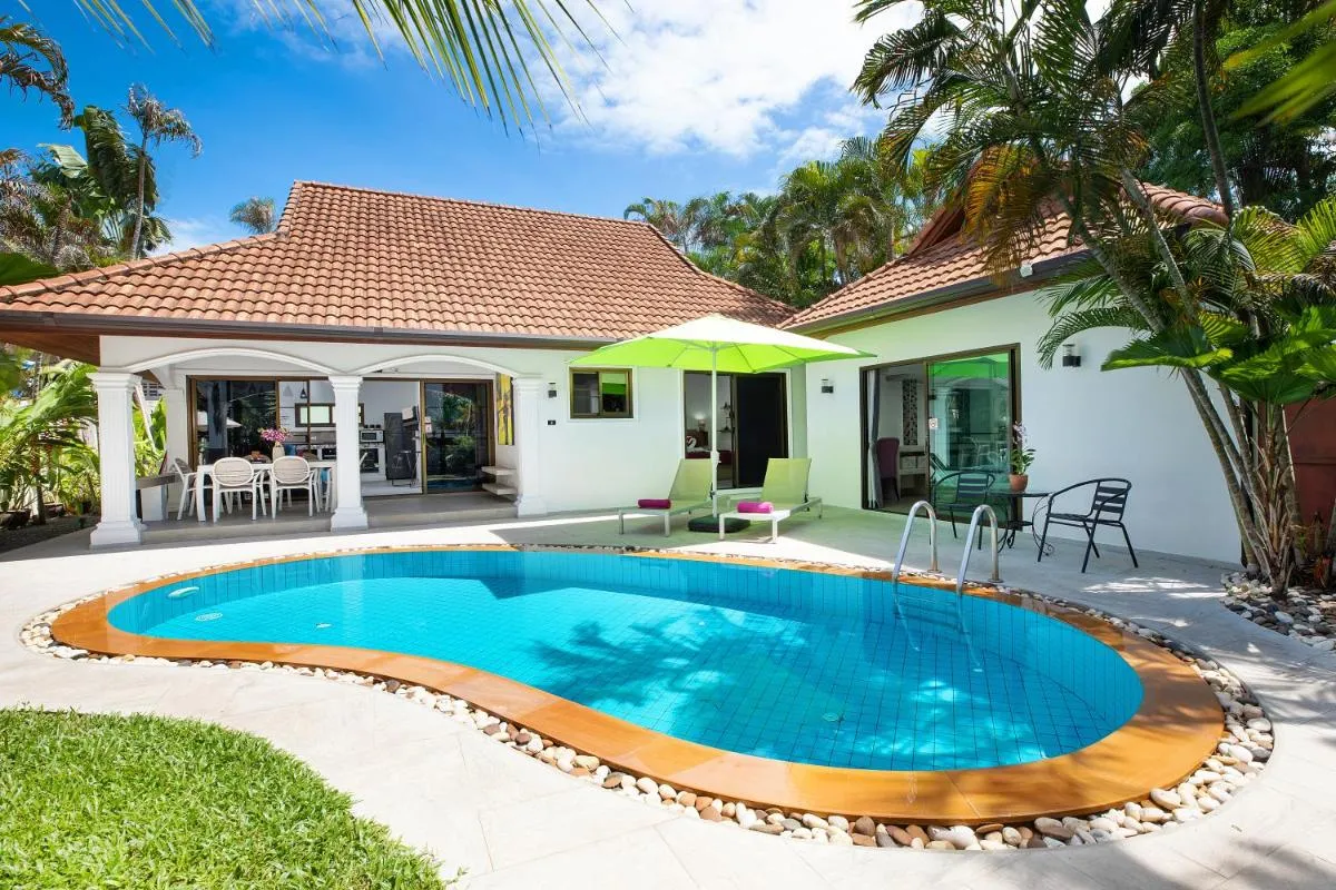 Image 1 of Villa Paradise Island