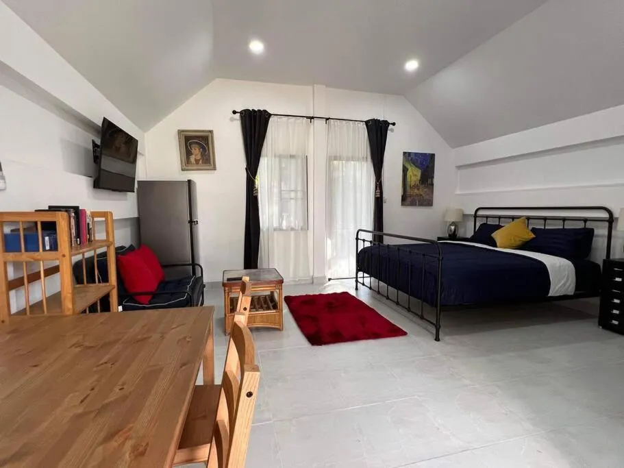 Image 5 of Villa Studio with Balcony near Beach & Nightlife