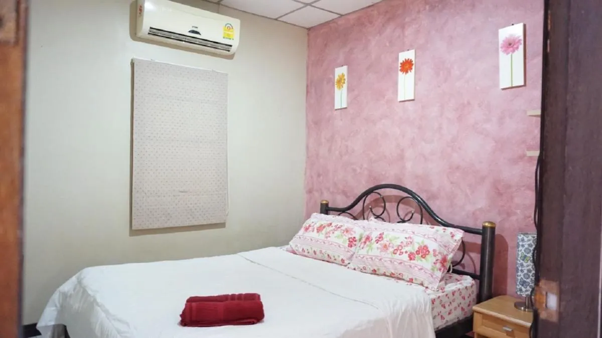 Image 5 of Village House CAC 1