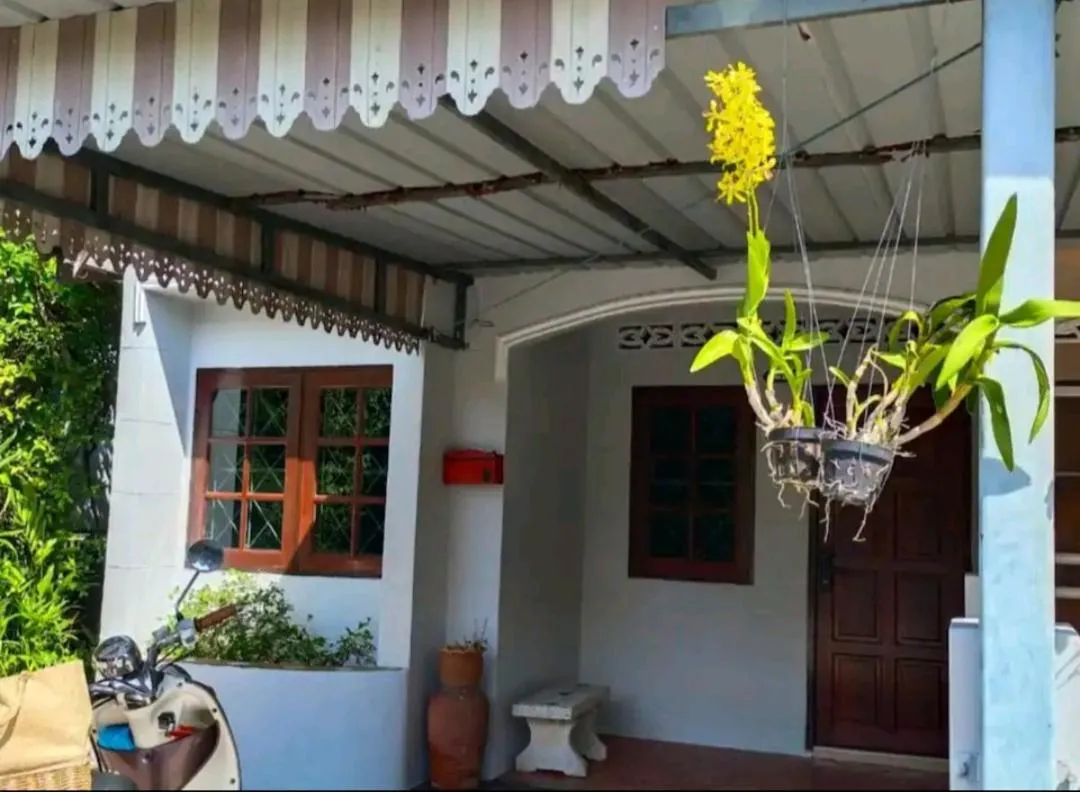 Image 2 of Village House PM 12