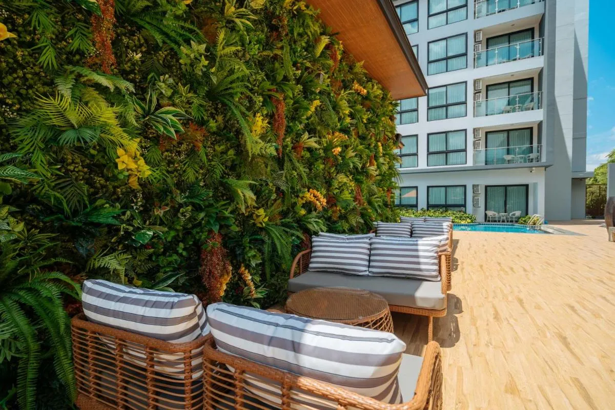 Image 3 of Wekata Luxury