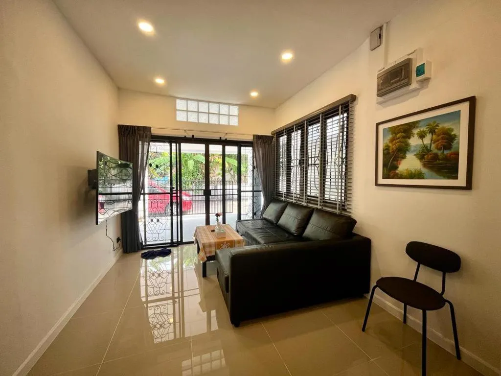 Image 3 of White House With 2br1bath Near Kathu Water Fall