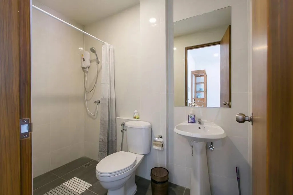 Image 2 of Wow Academy & Stay Soi Tai-Aed 3A