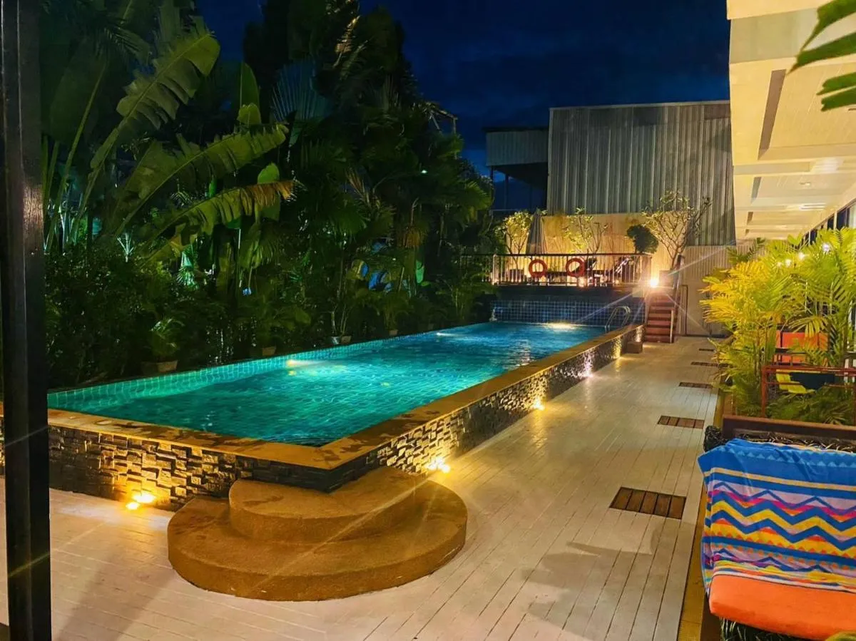 Image 2 of Z&Z House