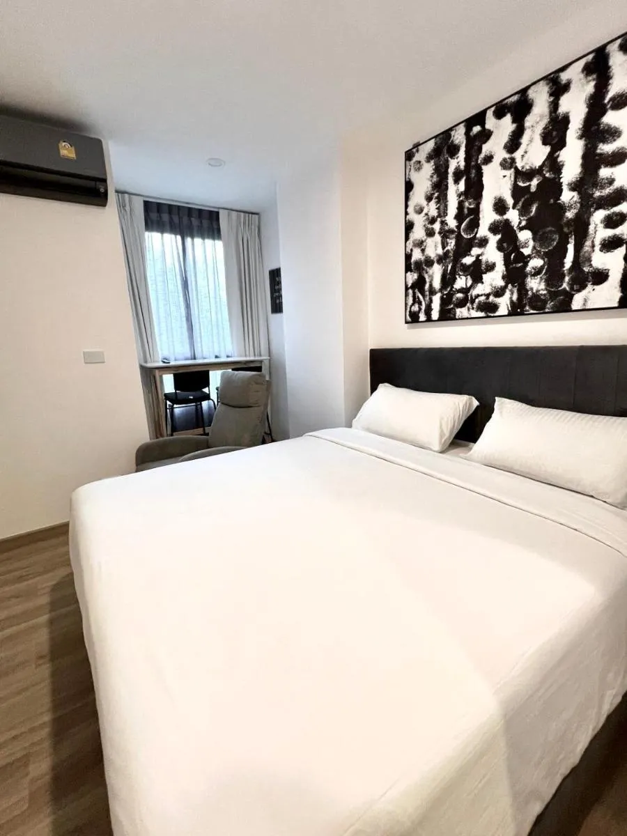 Image 5 of Zcapes 2 Boat Avenue, Brand New Renovated One bedroom Apartment with the Mountain View