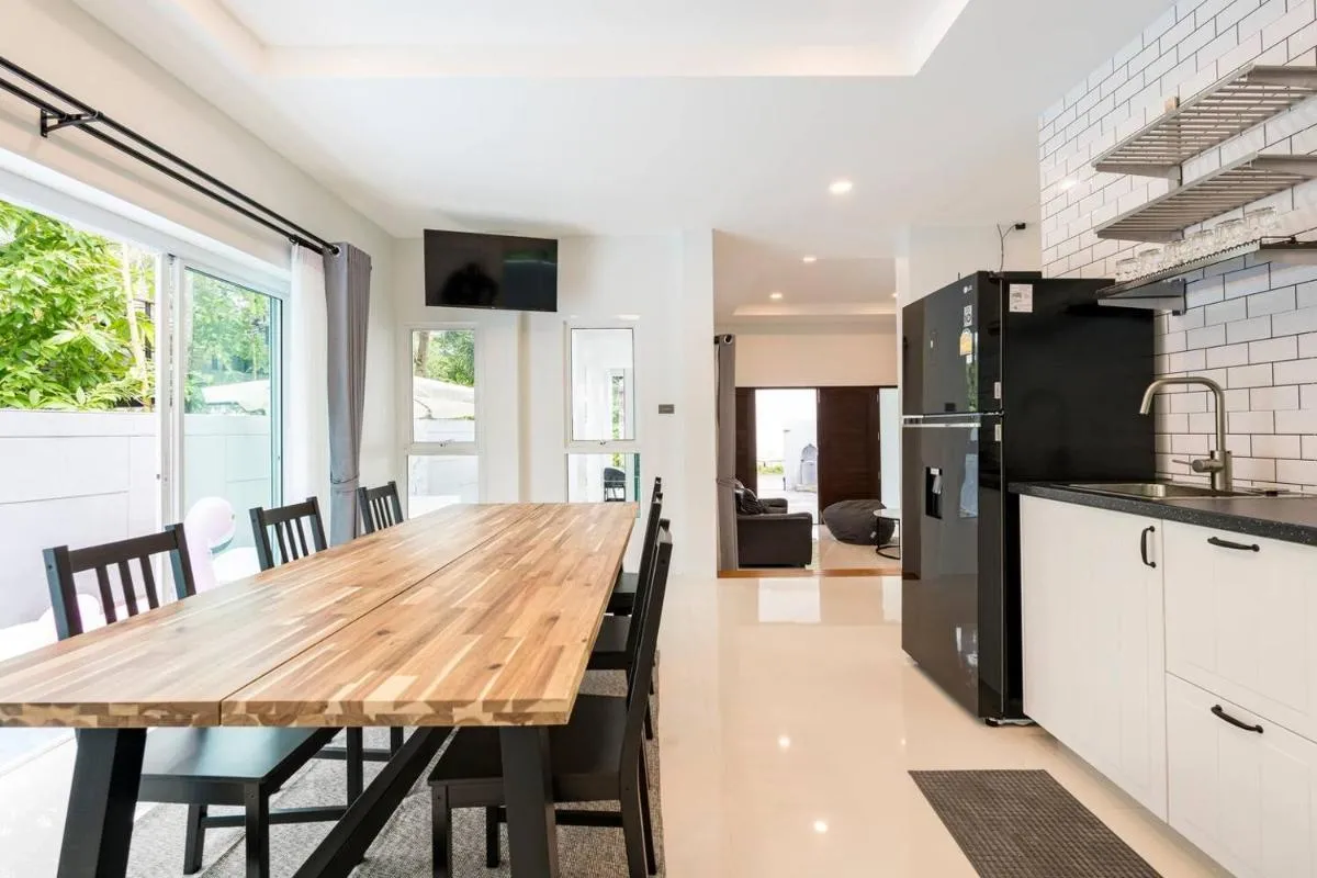 Image 4 of golf pool villa close patong and phuket town