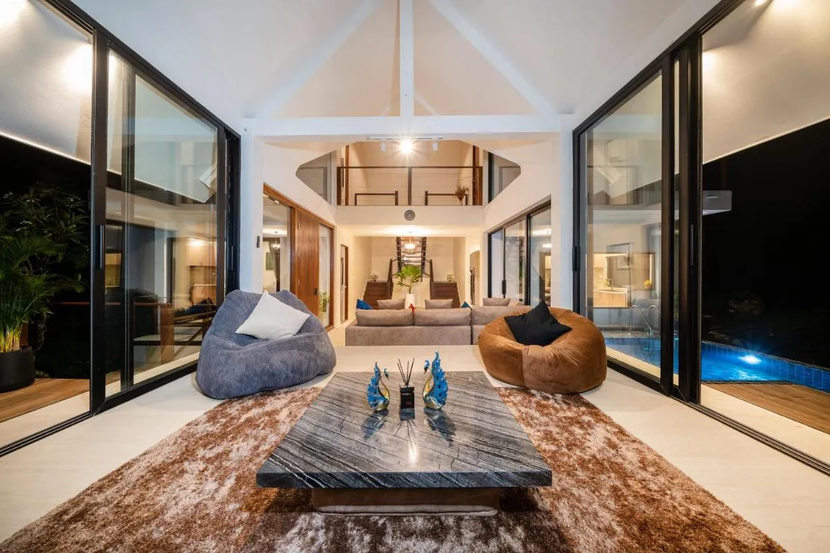 Image 2 of patong hill 3 villa