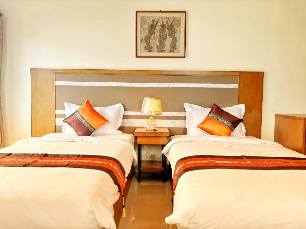 Image 4 of patong v hotel