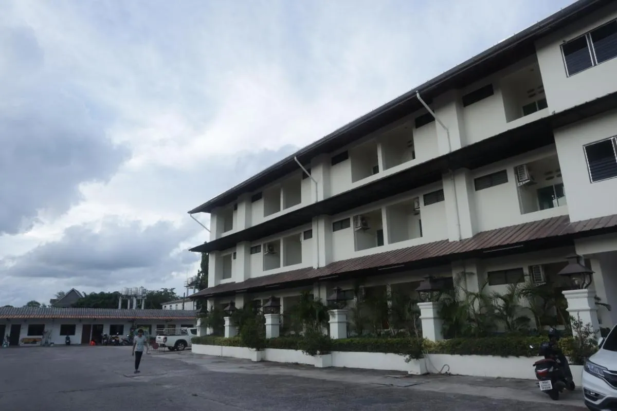 Image 3 of ตะวันแมนชั่น