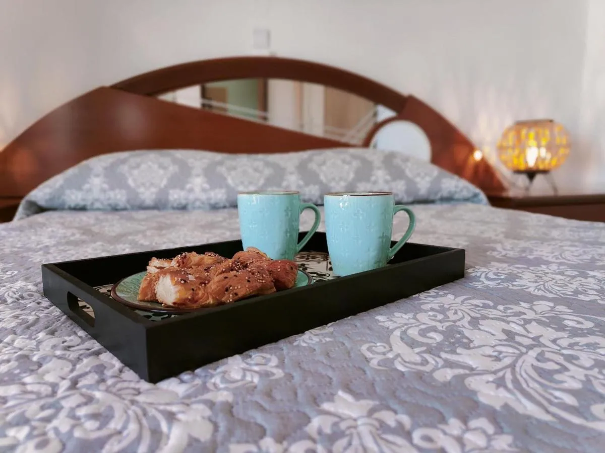 Image 2 of Casa di Rena Private House with Sunset View