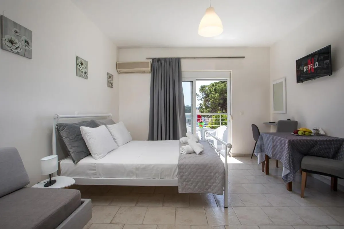 Image 2 of Economisa Apartments