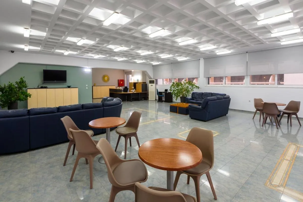 Image 4 of ISKAS EVILION