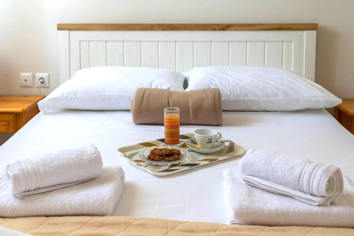 Image 6 of Beachside Apartment-2