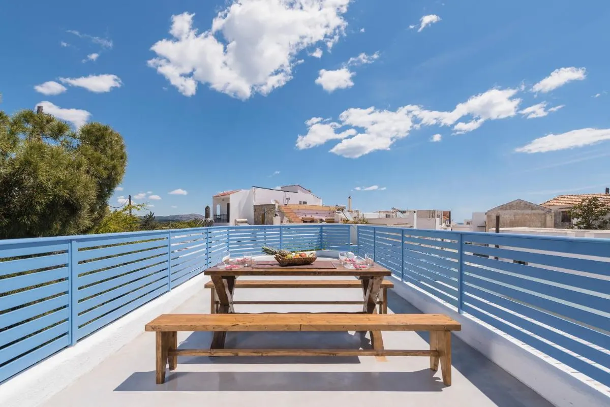 Image 5 of Casa Blue