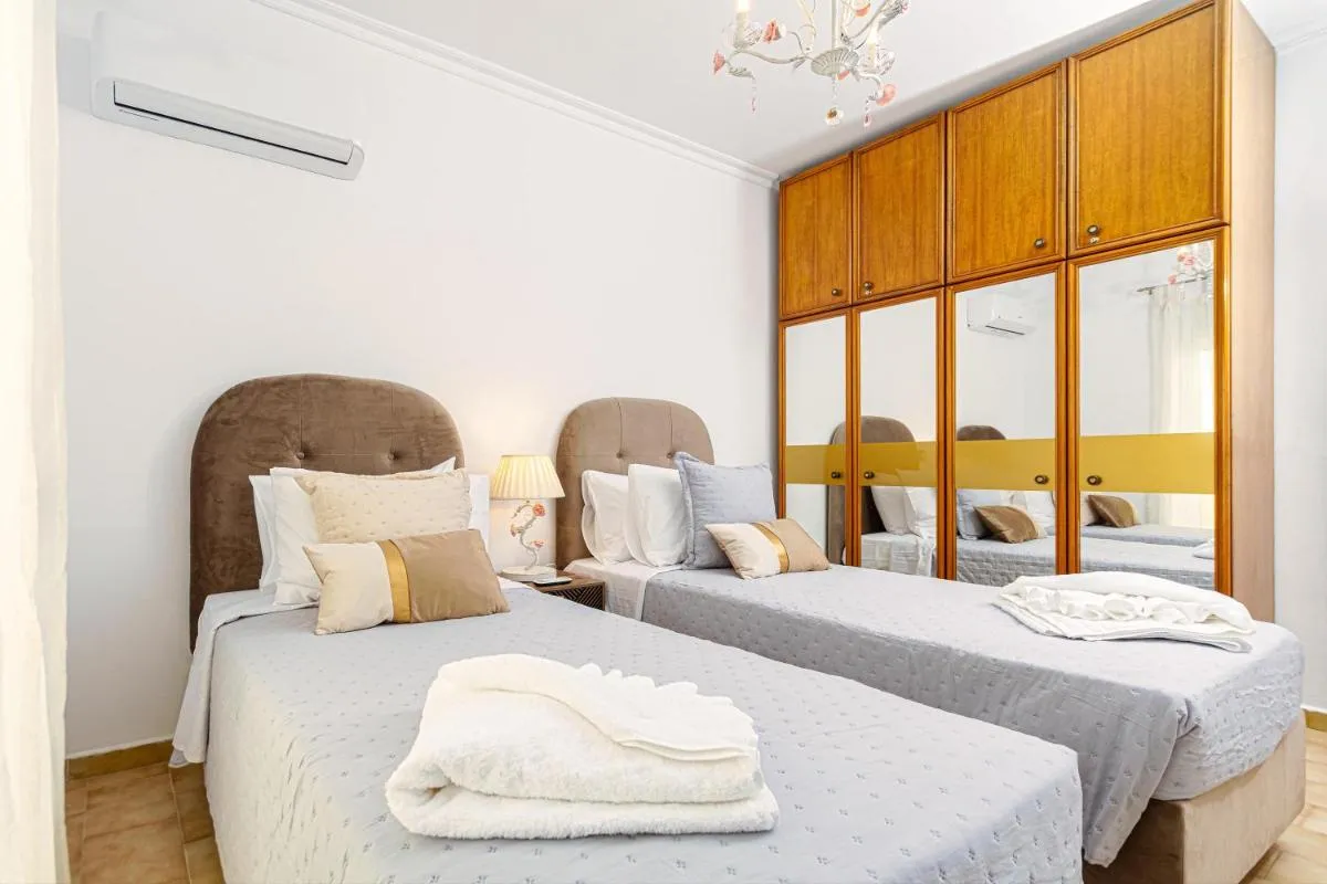 Image 1 of Casa di Flora Luxurious Apartment in Rhodes