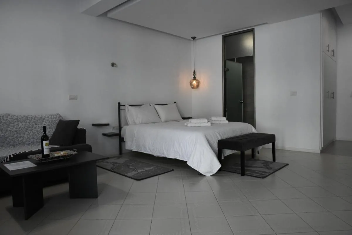 Image 1 of City Heart Luxury Studio Aurora