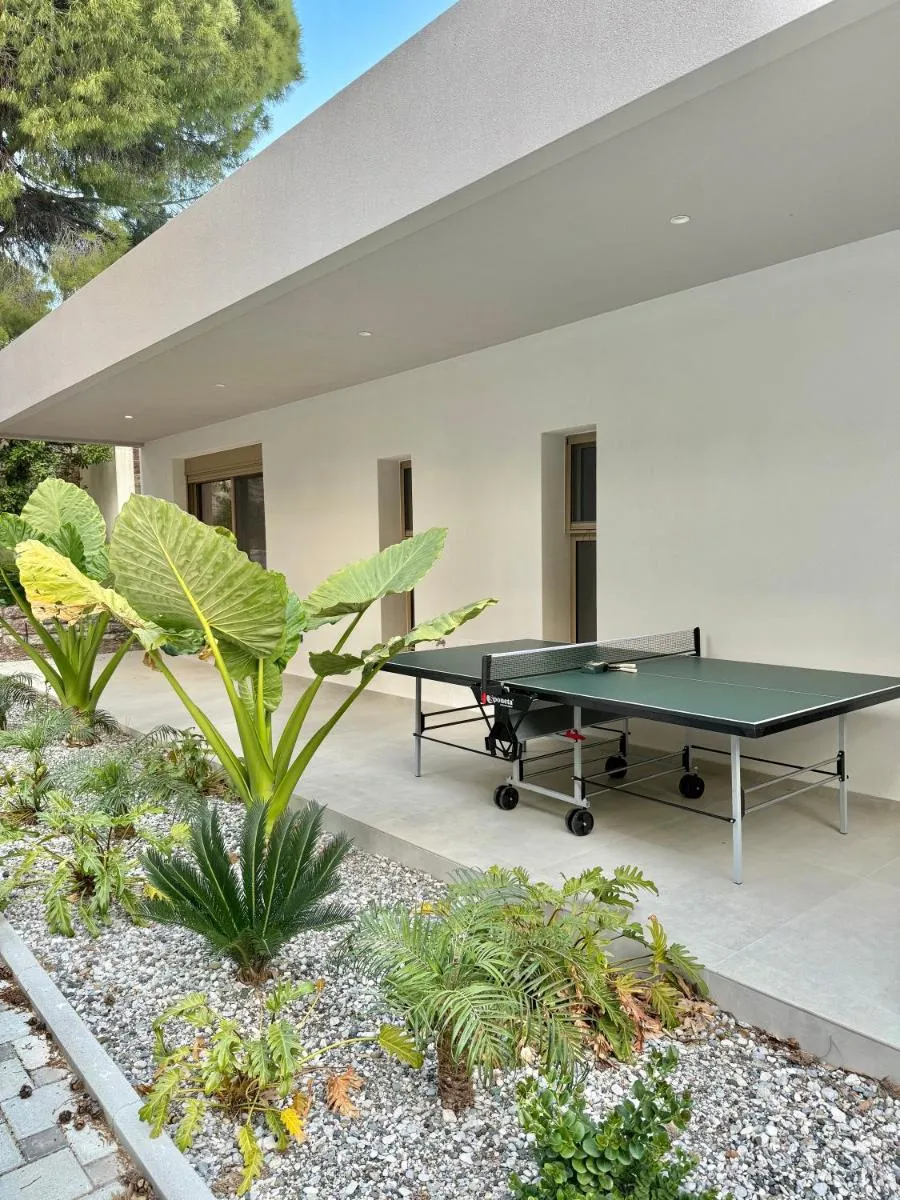 Image 5 of Emerald Estate