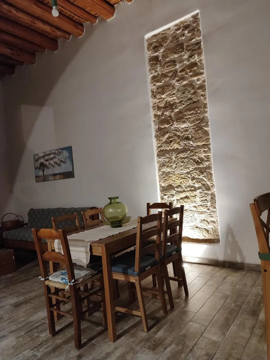 Image 6 of Flora’s Traditional House