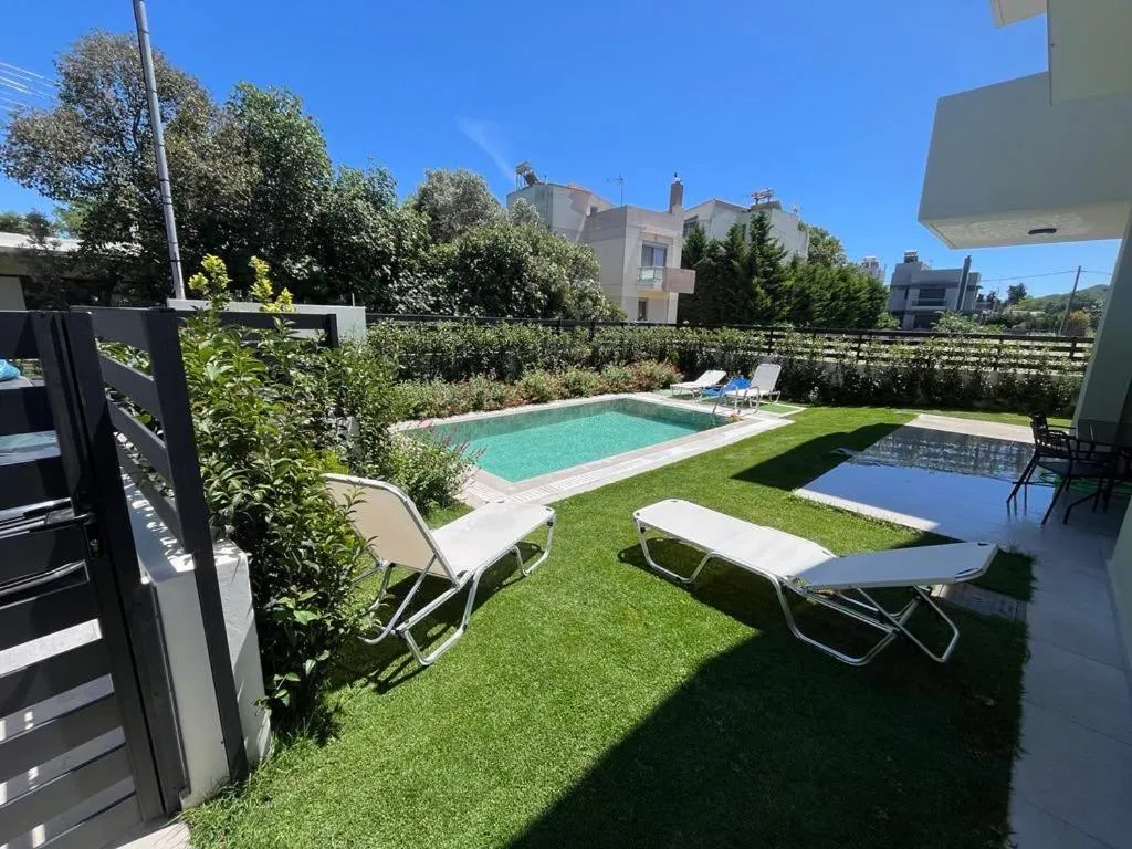 Image 3 of Green Villa