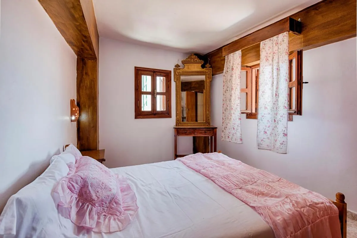 Image 6 of Hara’s Traditional Detached House in Malona