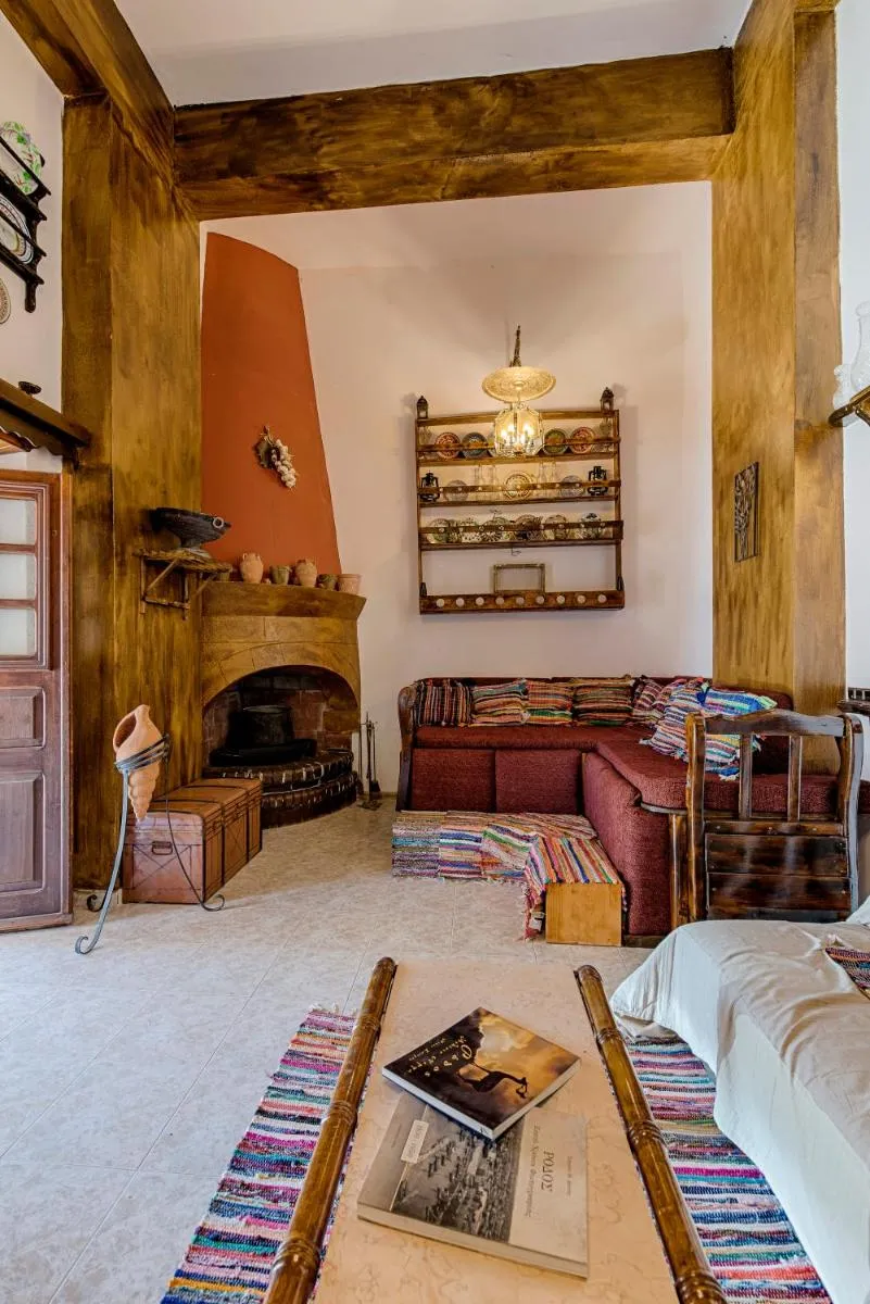 Image 3 of Hara’s Traditional Detached House in Malona