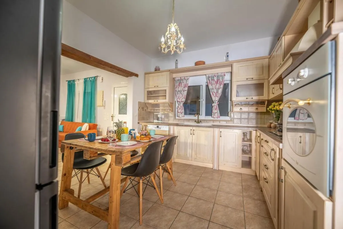 Image 3 of Ktima Argyrou Stegna