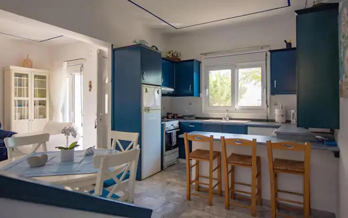 Image 2 of Le Petit Refuge 2 Floor Maisonette with Seaview