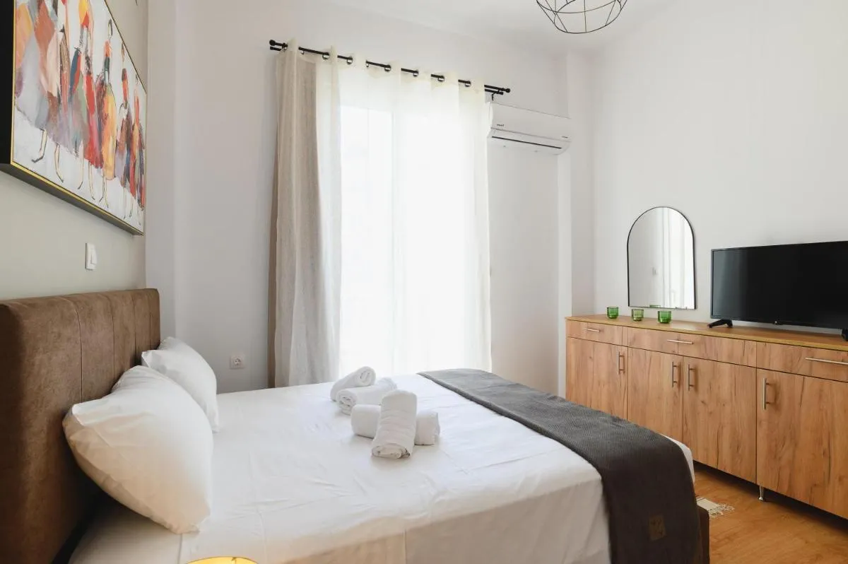 Image 2 of Mandraki City Center Apartments