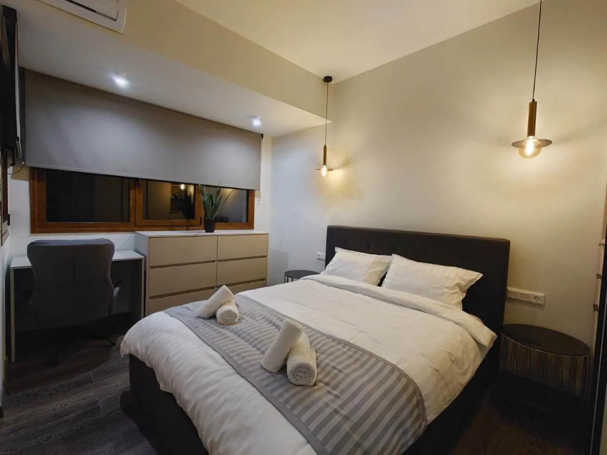 Image 6 of Mini City Escape