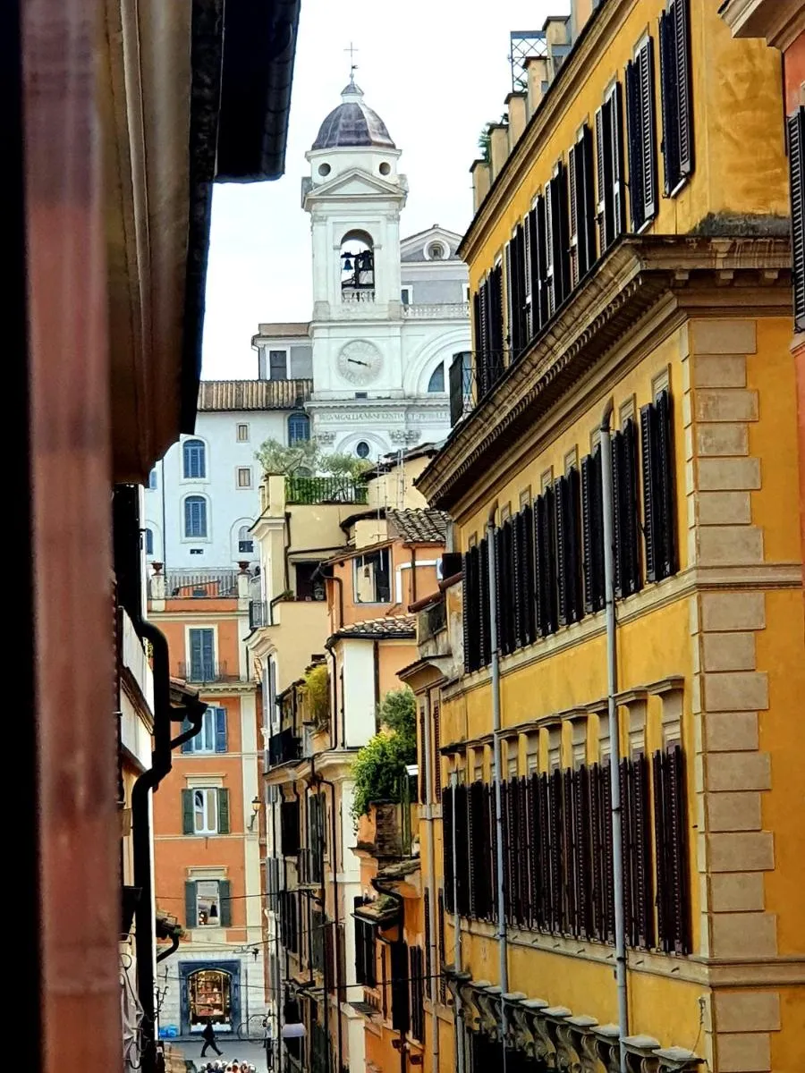 Image 3 of 1878s by AAT- LUXURY HISTORIC HOUSE PIAZZA DI SPAGNA