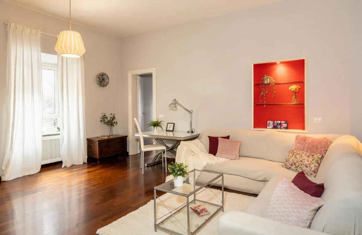 Image of 8 HOME