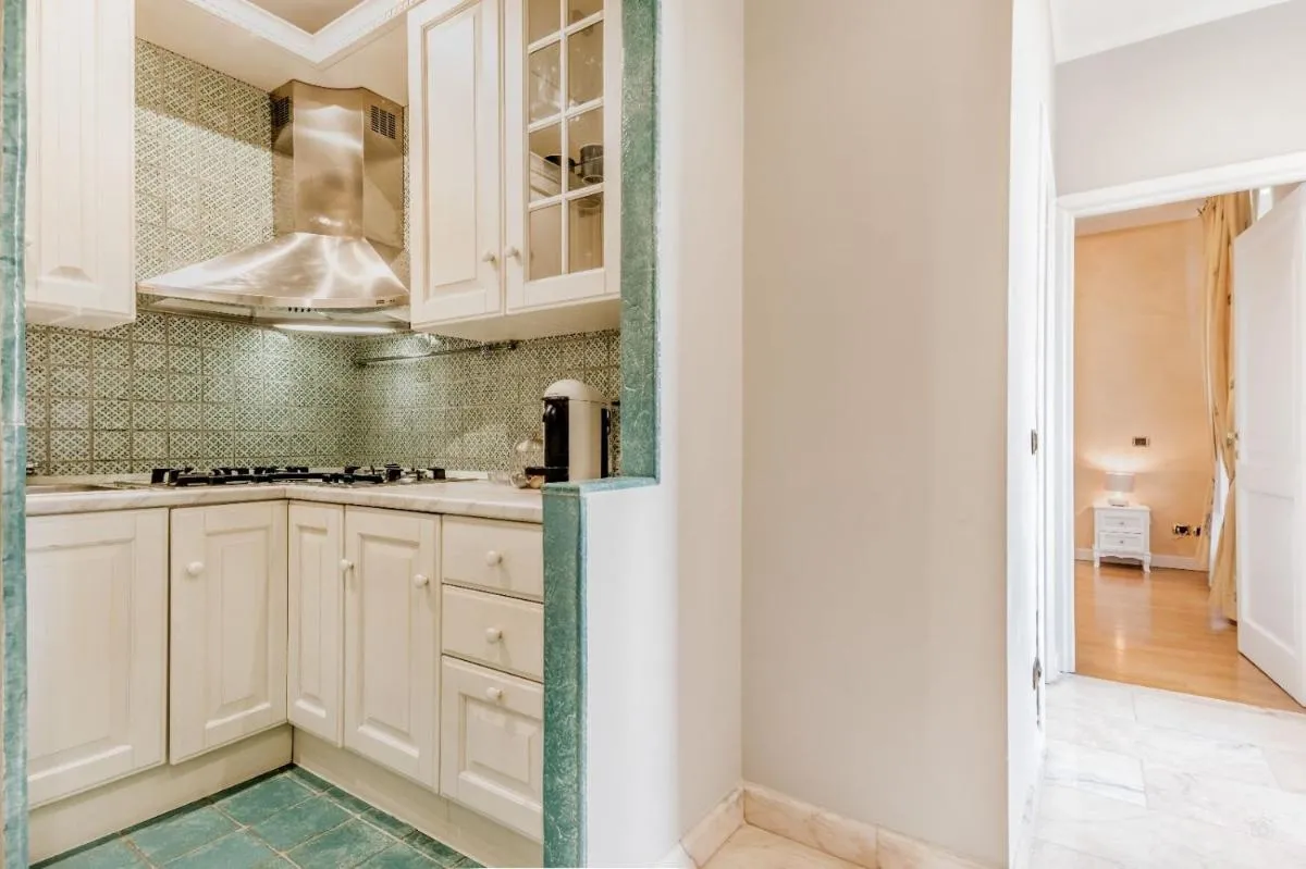 Image 2 of APT ROME – Pietra