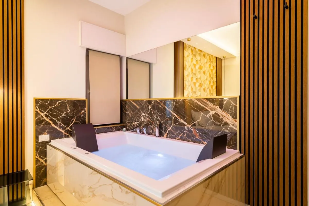 Image 5 of AlbaDea Suites&Jacuzzi