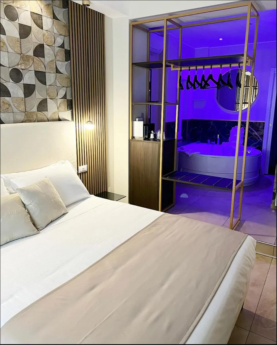 Image 3 of AlbaDea Suites&Jacuzzi