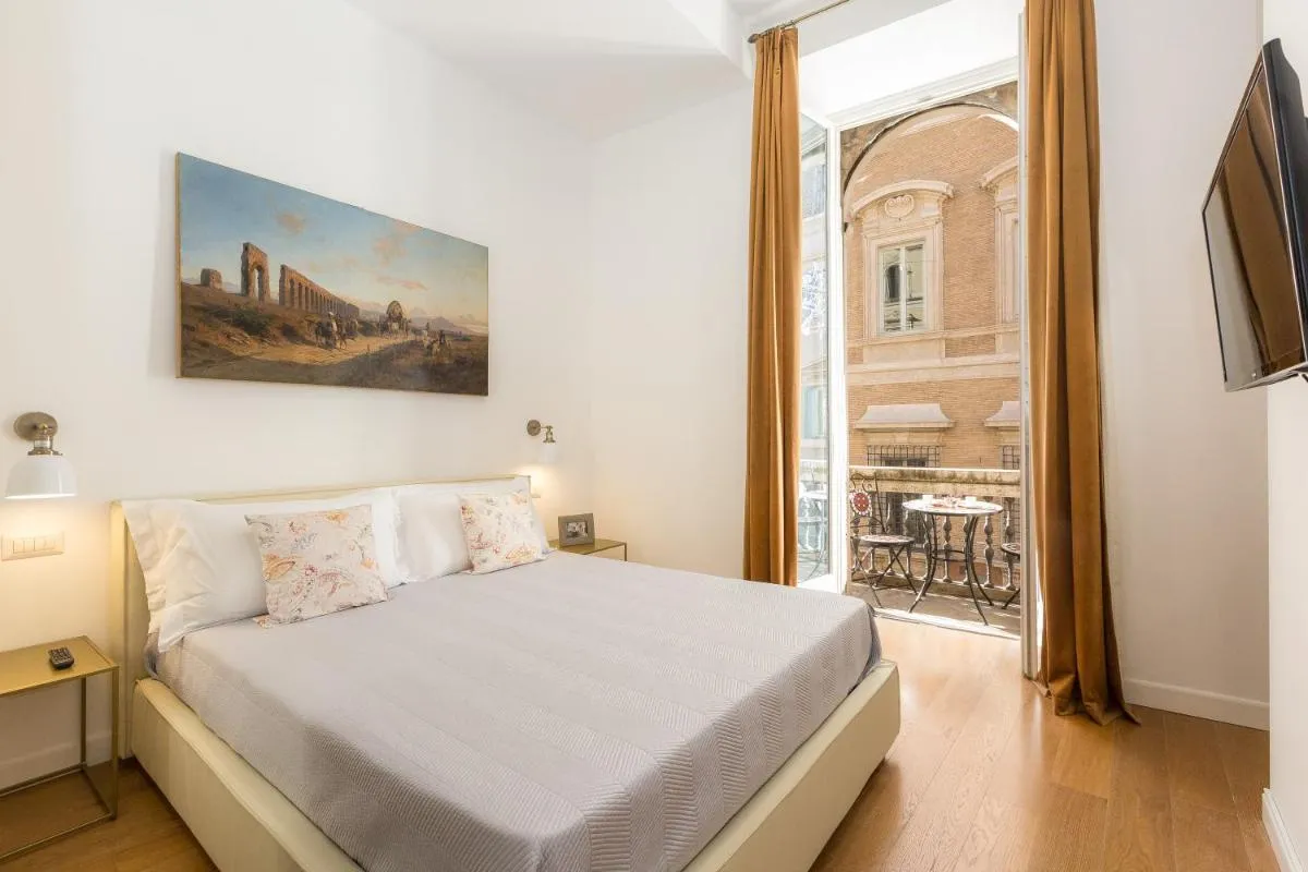 Image 1 of Amazing Piazza Venezia Suites