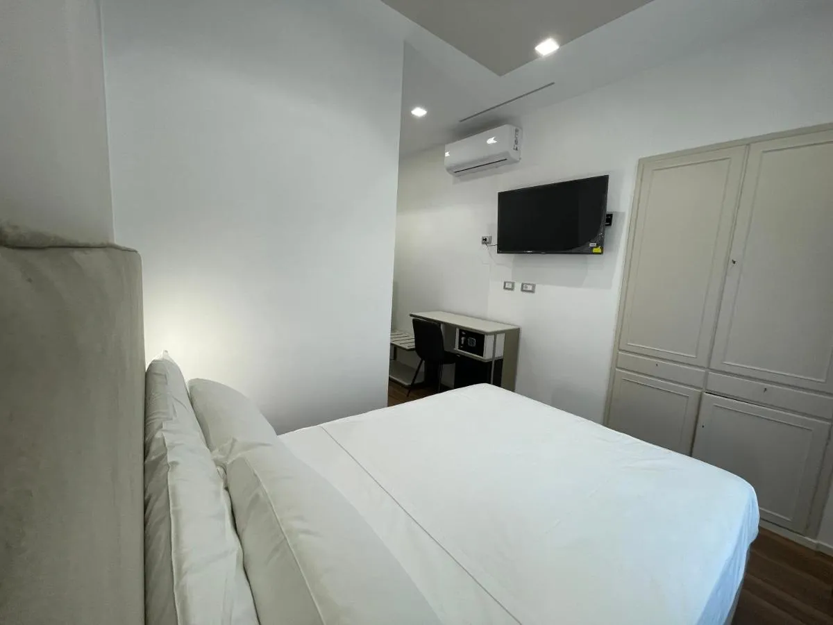 Image 3 of AngelicaHome Roma