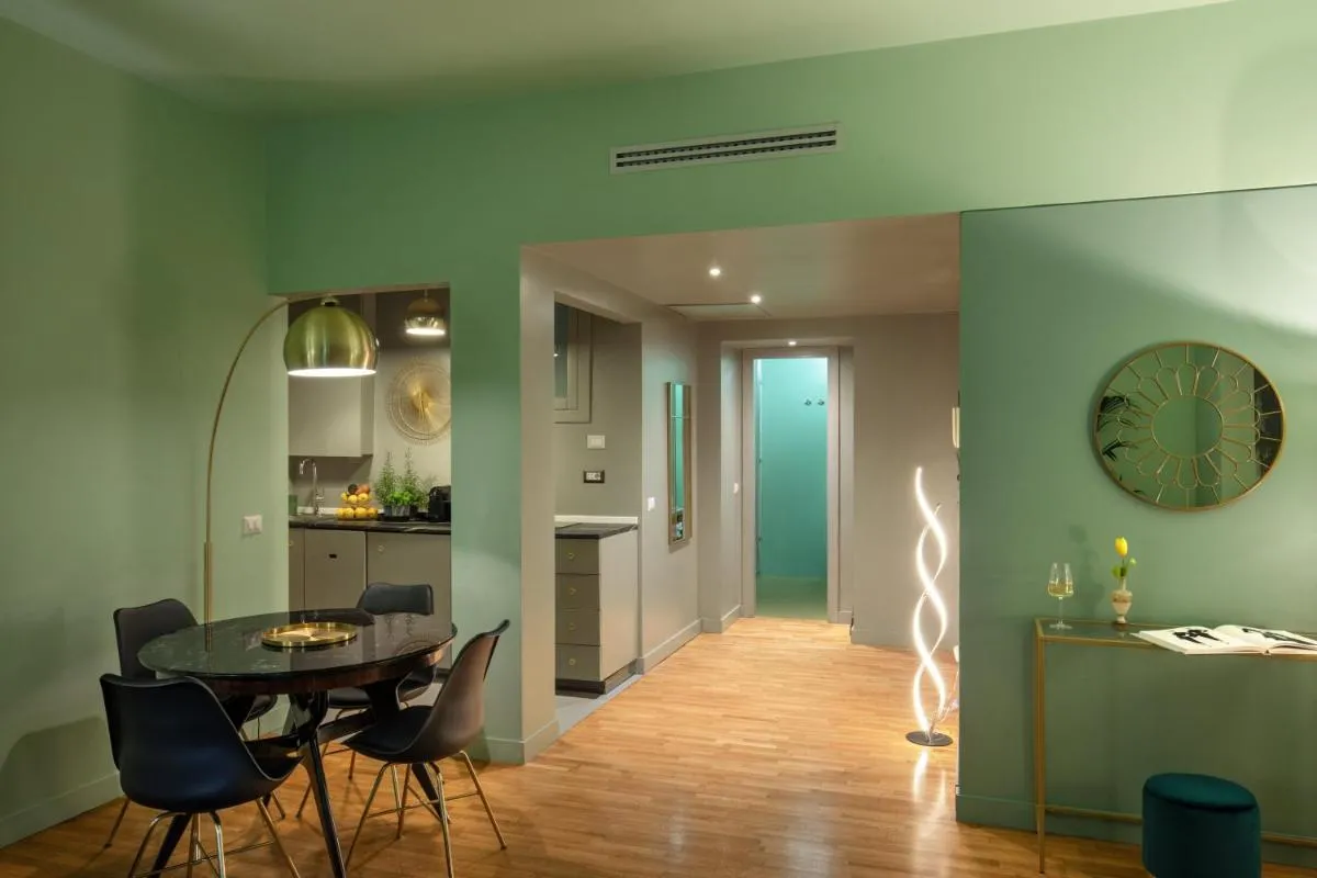 Image 2 of Apartment SPANISH STEPS