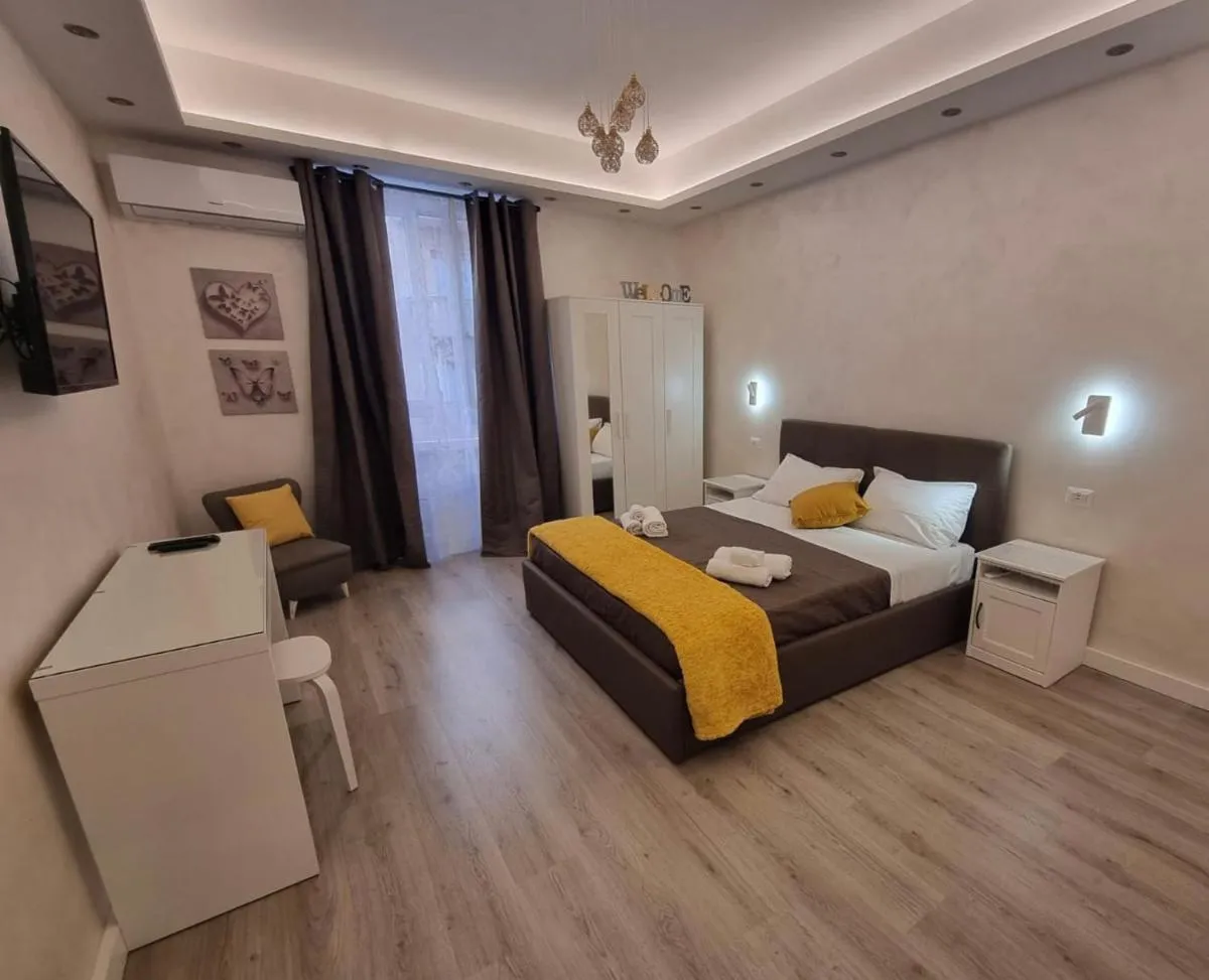 Image 2 of Apartment close to the Coloseum, 2 minutes walk from metro A