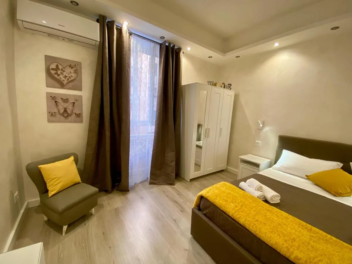 Image 1 of Apartment close to the Coloseum, 2 minutes walk from metro A